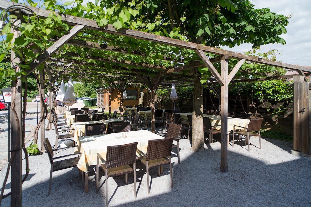 Feldkirchnerhof Hotel Feldkirchen bei Graz ภายนอก รูปภาพ